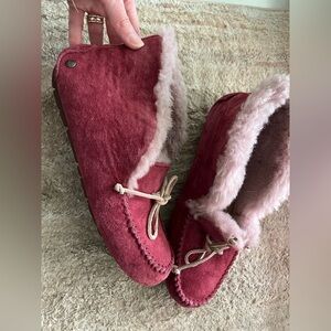 UGG Plush-Lined Women's Suede Moccasin Slippers - Rose Pink/red